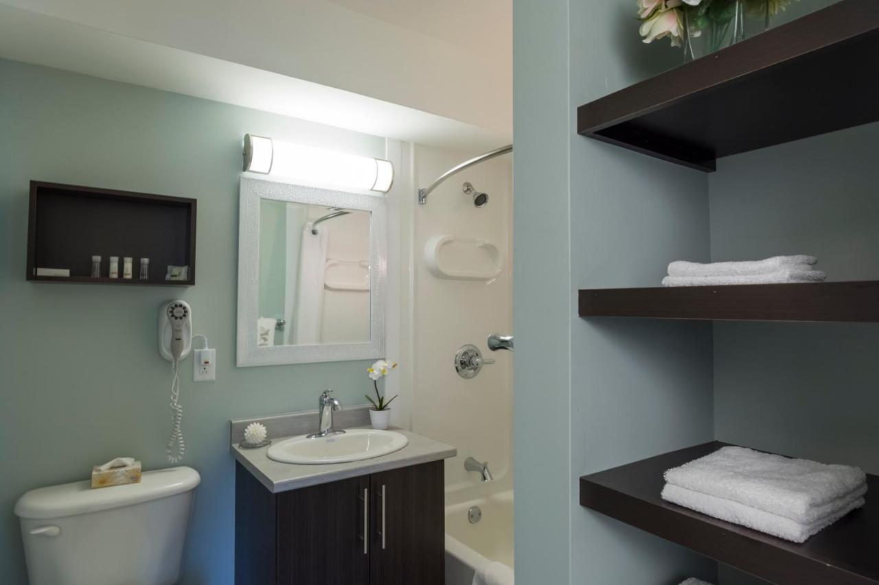 Homeport Apartment Hotel St. John's Esterno foto